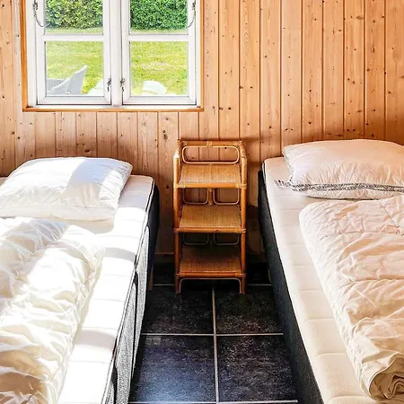 In With Terrace Hadsund